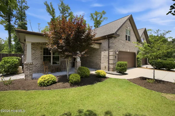 Property Slideshow image 2 of 44 | 665 jenoa loop, Castle Hayne, NC, 28429