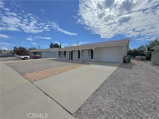 Property Slideshow image 2 of 21 | 26671 oakmont dr, Menifee, CA, 92586