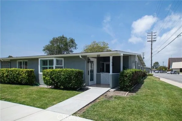 Property Slideshow image 2 of 32 | 13930 church pl, Seal Beach, CA, 90740