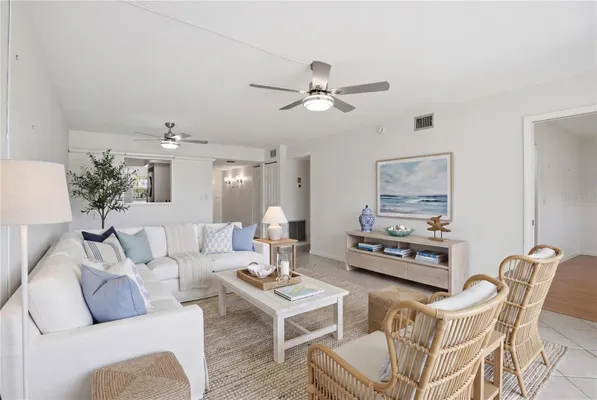 Property Slideshow image 3 of 19 | 7860 palm aire ln 103, Sarasota, FL, 34243