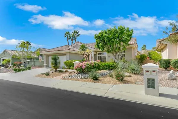 Property Slideshow image 2 of 30 | 38543 bent palm dr, Palm Desert, CA, 92211