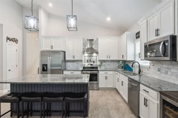 Property Slideshow image 2 of 40 | 3406 feathergrass ct, Harmony, FL, 34773