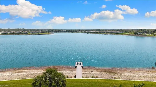 Property Slideshow image 2 of 50 | 15086 blue bay cir, Fort Myers, FL, 33913