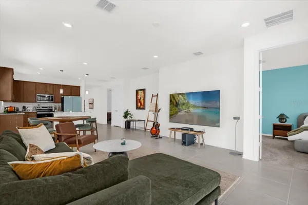 Property Slideshow image 3 of 52 | 1911 spring shower cir, Kissimmee, FL, 34744