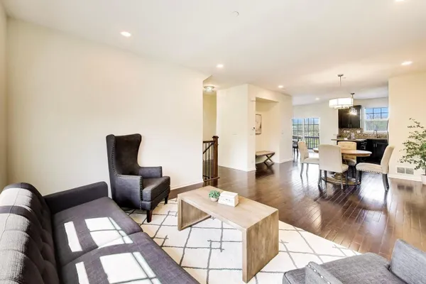 Property Slideshow image 2 of 27 | 366 country club dr, Prospect Heights, IL, 60070