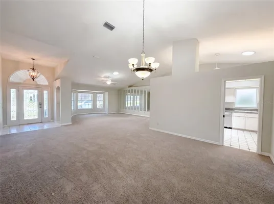 Property Slideshow image 3 of 28 | 27305 racquet cir, Leesburg, FL, 34748