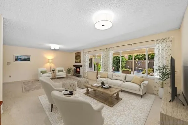 Property Slideshow image 3 of 35 | 17506 plaza karena, San Diego, CA, 92128