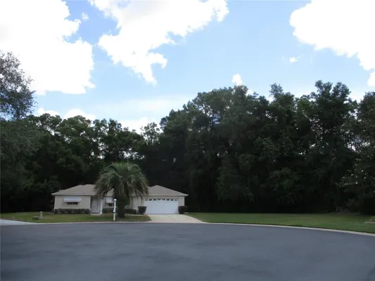 Property Slideshow image 2 of 77 | 15024 sw 112th cir, Dunnellon, FL, 34432