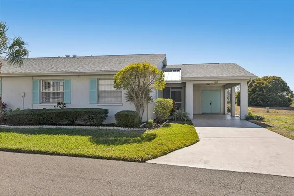 Property Slideshow image 2 of 67 | 2313 grenoble pl, Sun City Center, FL, 33573