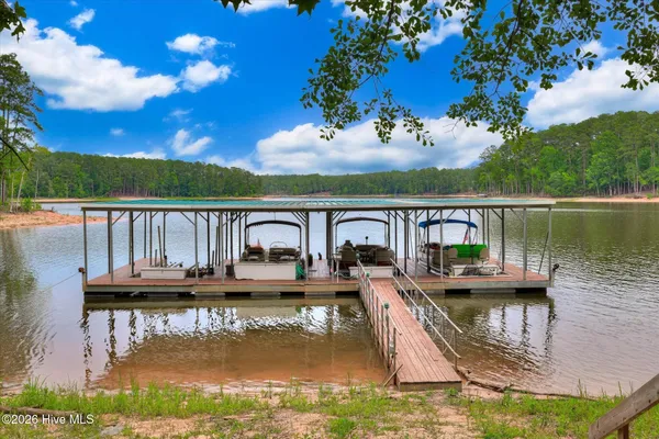 Property Slideshow image 2 of 52 | 202 shenandoah dr, Mccormick, SC, 29835