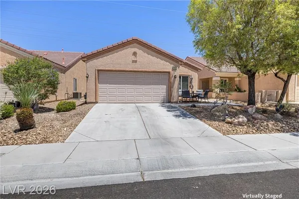 Property Slideshow image 3 of 28 | 3432 herring gull ln, North Las Vegas, NV, 89084