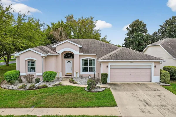 Property Slideshow image 2 of 49 | 5154 aurora dr, Leesburg, FL, 34748