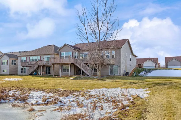 Property Slideshow image 3 of 41 | 16901 ennerdale ave, Lockport, IL, 60441