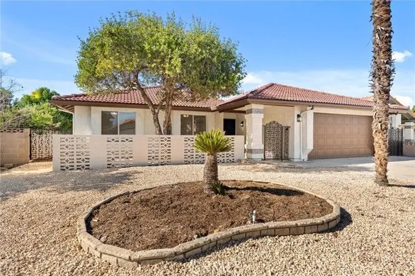 Property Slideshow image 3 of 36 | 1127 alleppo ct, Hemet, CA, 92545