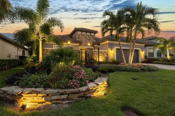 Property Slideshow image 2 of 100 | 13216 malachite dr, Bradenton, FL, 34211