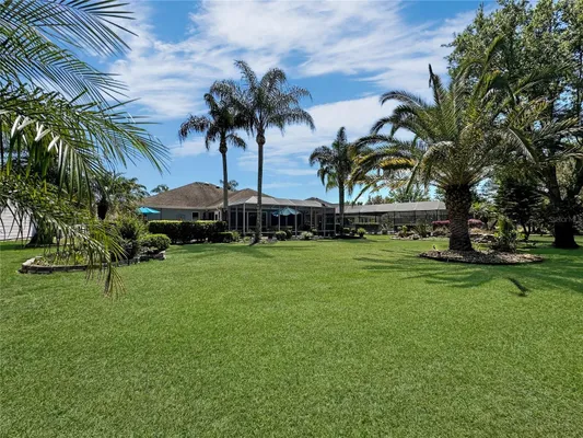 Property Slideshow image 2 of 42 | 867 castleberry cir, The Villages, FL, 32162