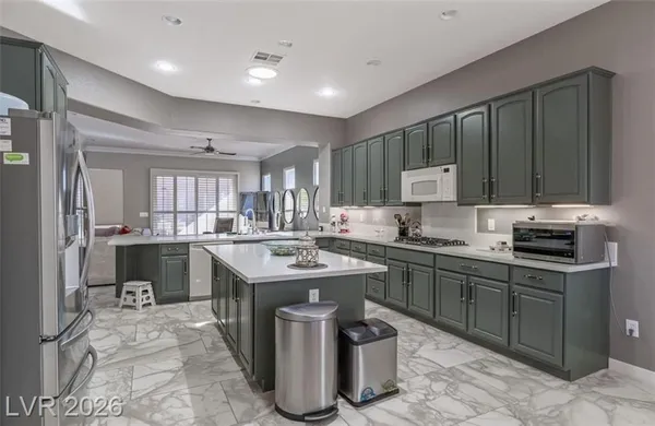 Property Slideshow image 2 of 44 | 2631 savannah springs ave, Henderson, NV, 89052