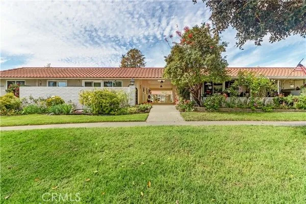 Property Slideshow image 2 of 32 | 2045 via mariposa e q, Laguna Woods, CA, 92637