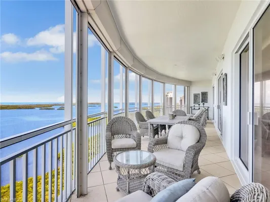 Property Slideshow image 2 of 50 | 4731 bonita bay blvd 2002, Bonita Springs, FL, 34134