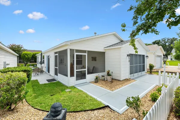 Property Slideshow image 3 of 38 | 2752 craven way, The Villages, FL, 32162