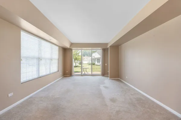 Property Slideshow image 3 of 15 | 13634 penefield ln, Huntley, IL, 60142