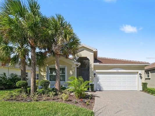 Property Slideshow image 2 of 36 | 15576 santa pola dr, Wimauma, FL, 33598