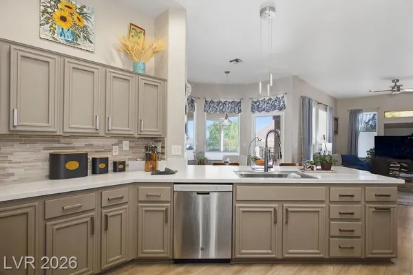 Property Slideshow image 2 of 80 | 10901 clarion ln, Las Vegas, NV, 89134