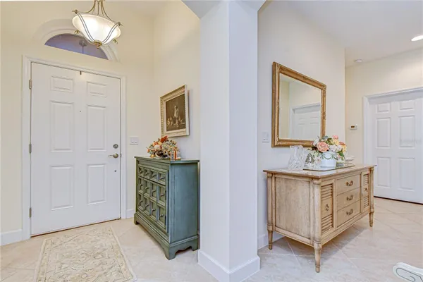 Property Slideshow image 3 of 30 | 984 pembroke point way, Sun City Center, FL, 33573