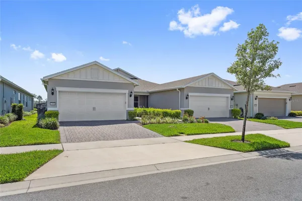 Property Slideshow image 2 of 39 | 2960 cherry blossom loop, Saint Cloud, FL, 34771