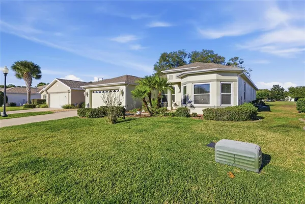 Property Slideshow image 3 of 48 | 15312 sw 14th avenue rd, Ocala, FL, 34473
