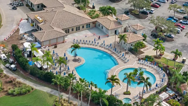 Property Slideshow image 3 of 62 | 111 babbling brook run, Bradenton, FL, 34212