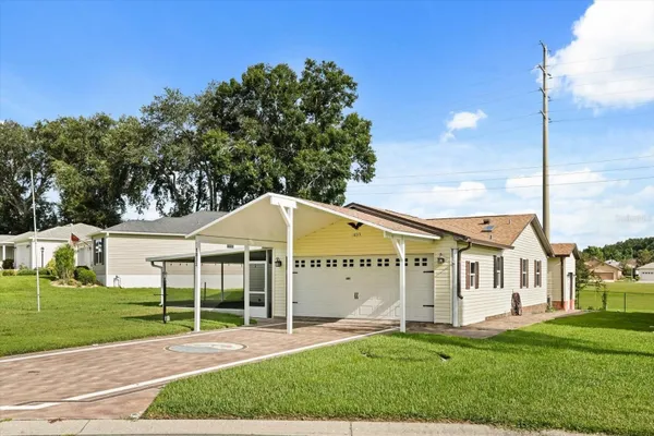 Property Slideshow image 2 of 41 | 1833 w schwartz blvd, The Villages, FL, 32159