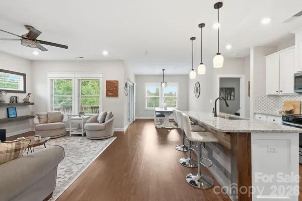 Property Slideshow image 3 of 42 | 14419 batteliere dr, Charlotte, NC, 28278