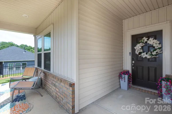 Property Slideshow image 3 of 45 | 11809 red leaf dr, Charlotte, NC, 28215