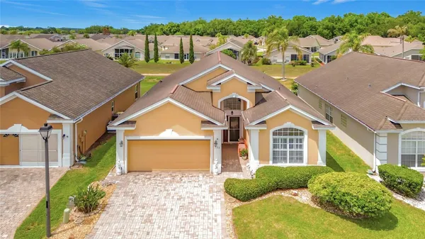 Property Slideshow image 2 of 57 | 322 high vista dr, Davenport, FL, 33837