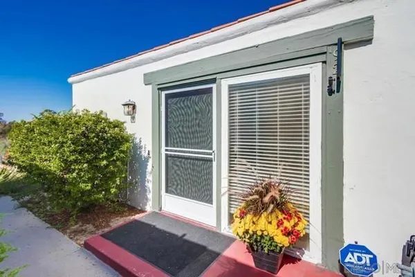 Property Slideshow image 3 of 54 | 3621 vista campana s unit 92, Oceanside, CA, 92057