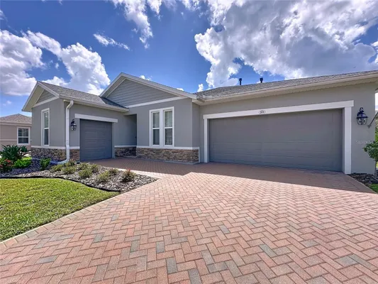 Property Slideshow image 2 of 89 | 201 silver maple rd, Groveland, FL, 34736