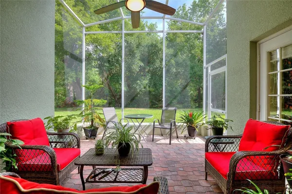 Property Slideshow image 2 of 67 | 612 vista oaks way, Davenport, FL, 33837