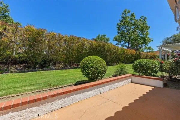 Property Slideshow image 2 of 10 | 27673 via granados, Mission Viejo, CA, 92692