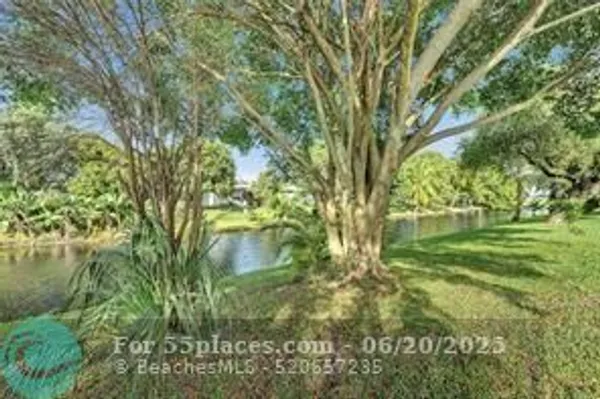 Property Slideshow image 2 of 15 | 7605 nw 5th pl apt 101, Margate, FL, 33063