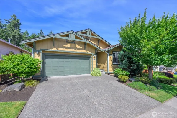 Property Slideshow image 2 of 33 | 4723 bend ct, Lacey, WA, 98516