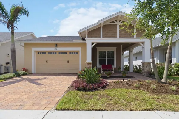 Property Slideshow image 2 of 71 | 2724 southland st, St Cloud, FL, 34772