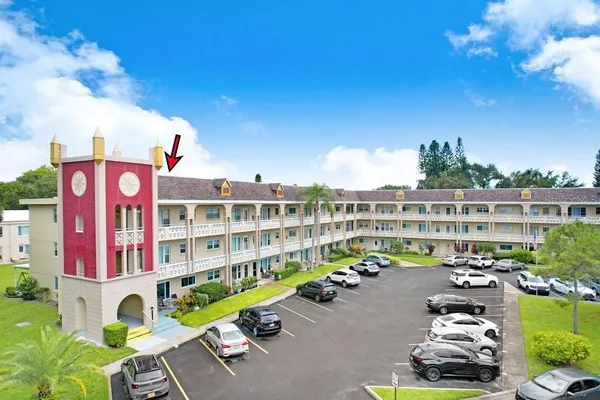 Property Slideshow image 2 of 46 | 2361 jamaican st 51, Clearwater, FL, 33763