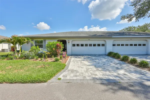 Property Slideshow image 2 of 38 | 1403 langley dr, Sun City Center, FL, 33573