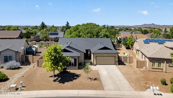 Property Slideshow image 2 of 52 | 7892 e mesteno rd, Prescott Valley, AZ, 86315