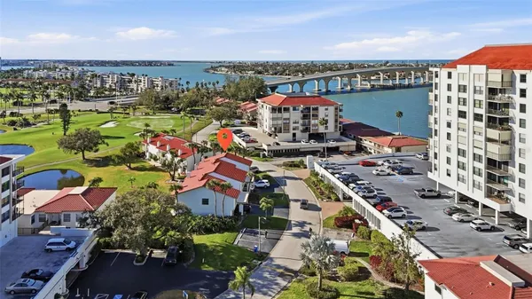 Property Slideshow image 2 of 38 | 6260 sun blvd apt 4, St Petersburg, FL, 33715