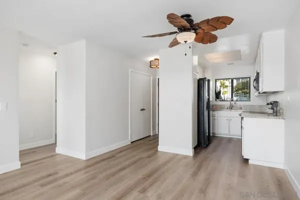 Property Slideshow image 3 of 16 | 245 fairlee ln, Encinitas, CA, 92024