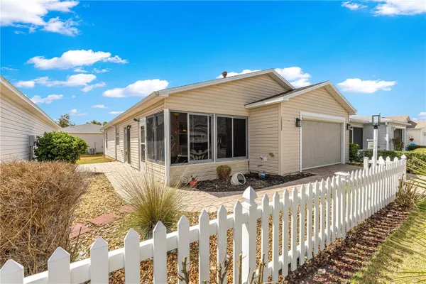 Property Slideshow image 2 of 23 | 1660 orr ter, The Villages, FL, 32162