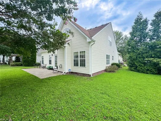 Property Slideshow image 2 of 38 | 2937 einstein dr, Virginia Beach, VA, 23456