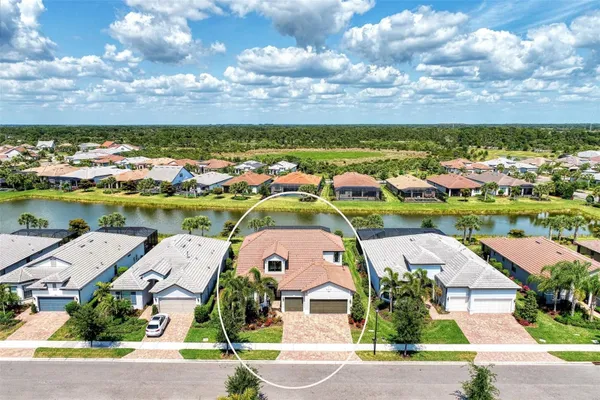 Property Slideshow image 3 of 54 | 12432 golden sage rd, Sarasota, FL, 34238